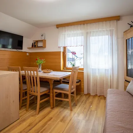 Apartmaji Prezelj Daire *